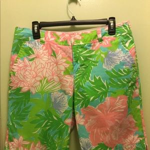 Lilly Pulitzer Floral Women’s Bermudas Shorts